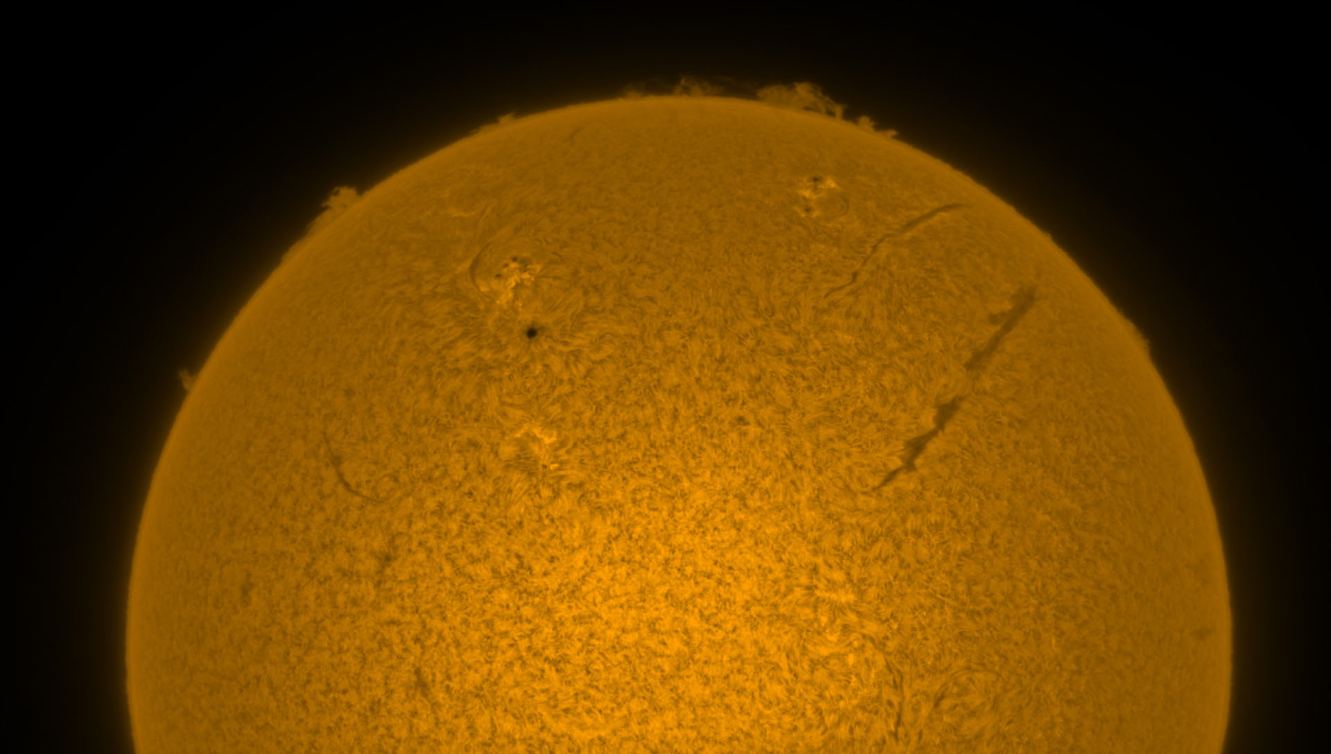 Sun on 8 July 2022 in Hα
