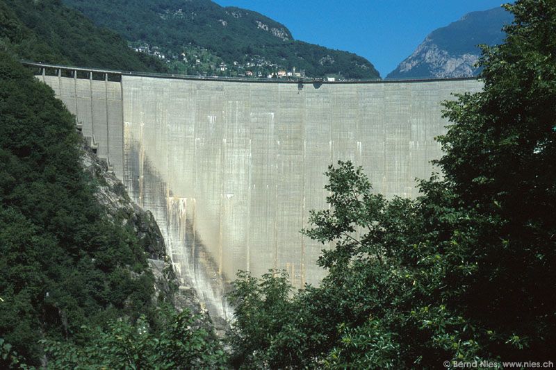 Verzasca concrete dam