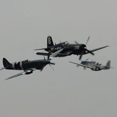 Spitfire, Corsair, Mustang
